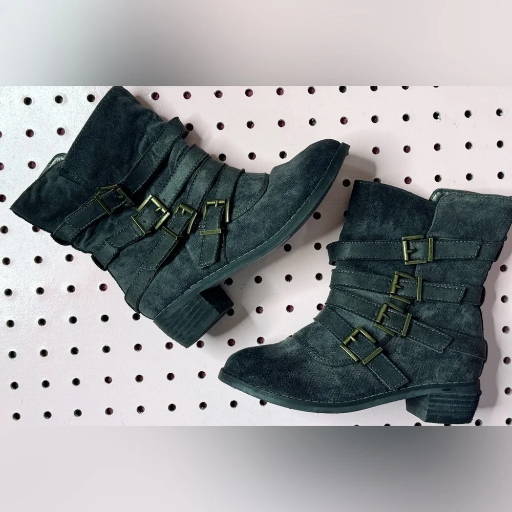 Joyfolie Boots. Size 12. Great Condition. Distressed Look. Buckles. Boho